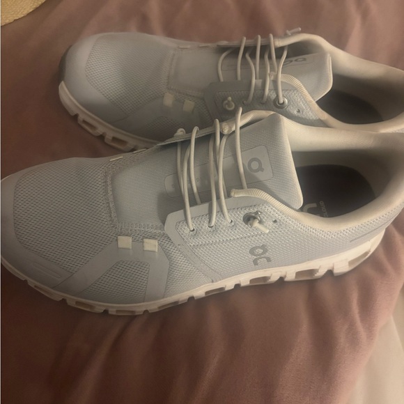 On Running Shoes - On Running Women’s Light Gray Athletic Shoes